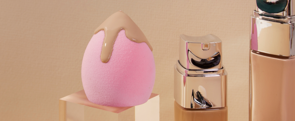 korean cushion foundation texture shown on a makeup sponge, illustrating lightweight liquid formula and smooth skin-like coverage